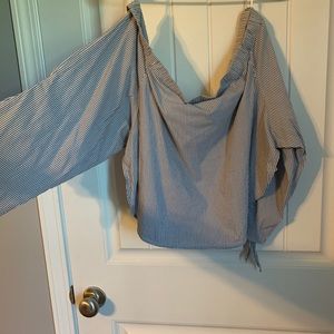 Off shoulder long sleeve crop